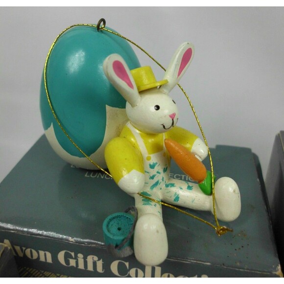 Vintage Avon Gift Collection Lot of 9 Valentines Easter Magnet Figurine Ornament - Picture 7 of 8